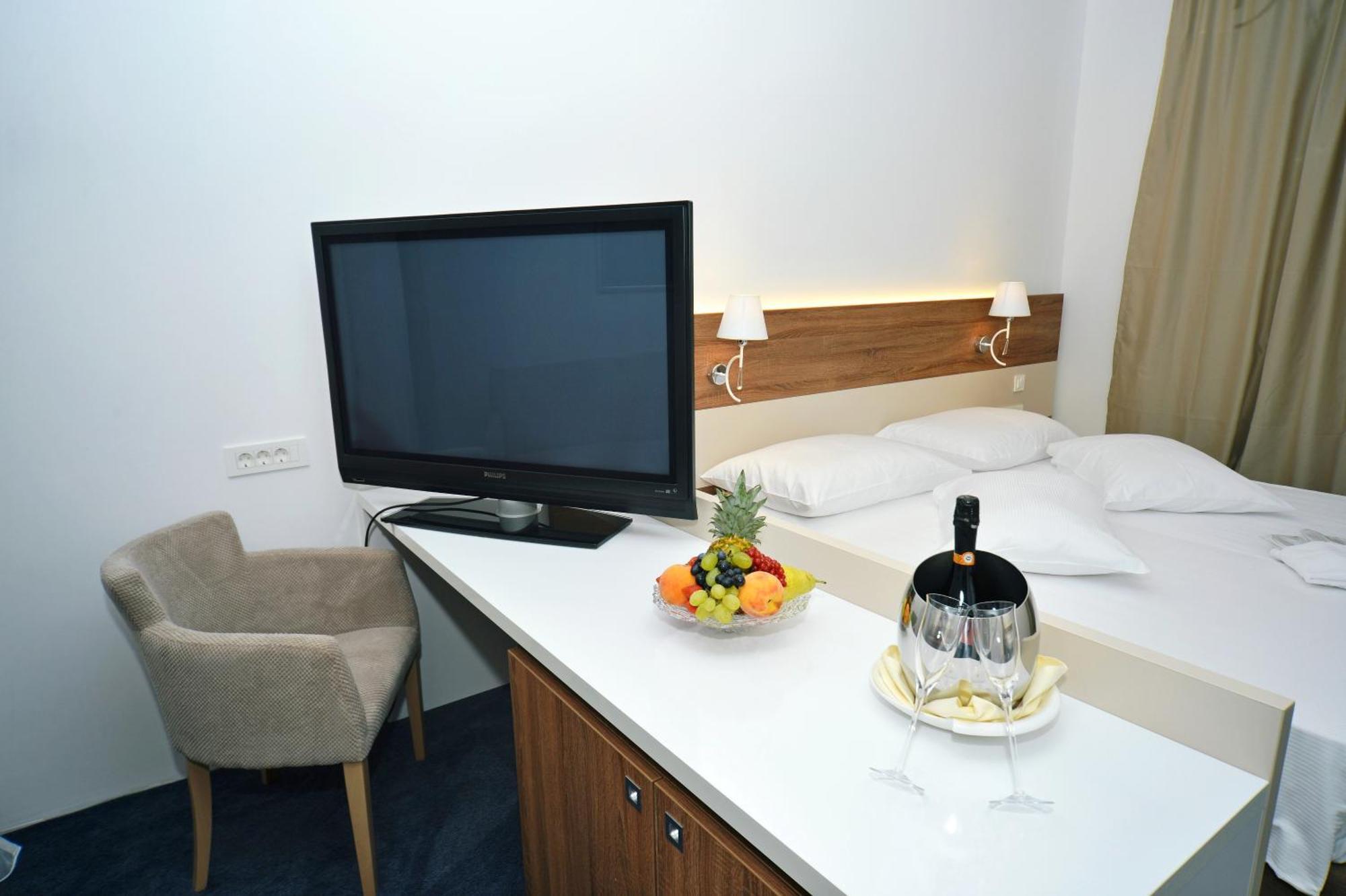 Boutique Hotel Mali Raj Abbazia Esterno foto